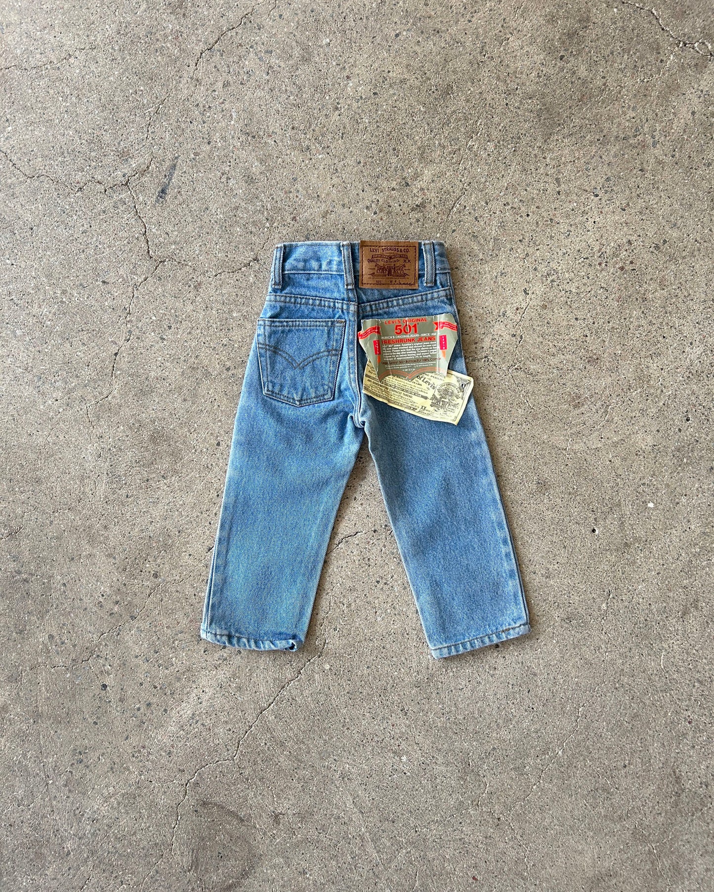 levi's strauss 501 deadstock 1984