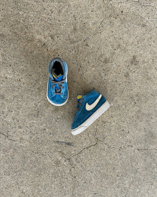 nike blazer mid '77 sneakers