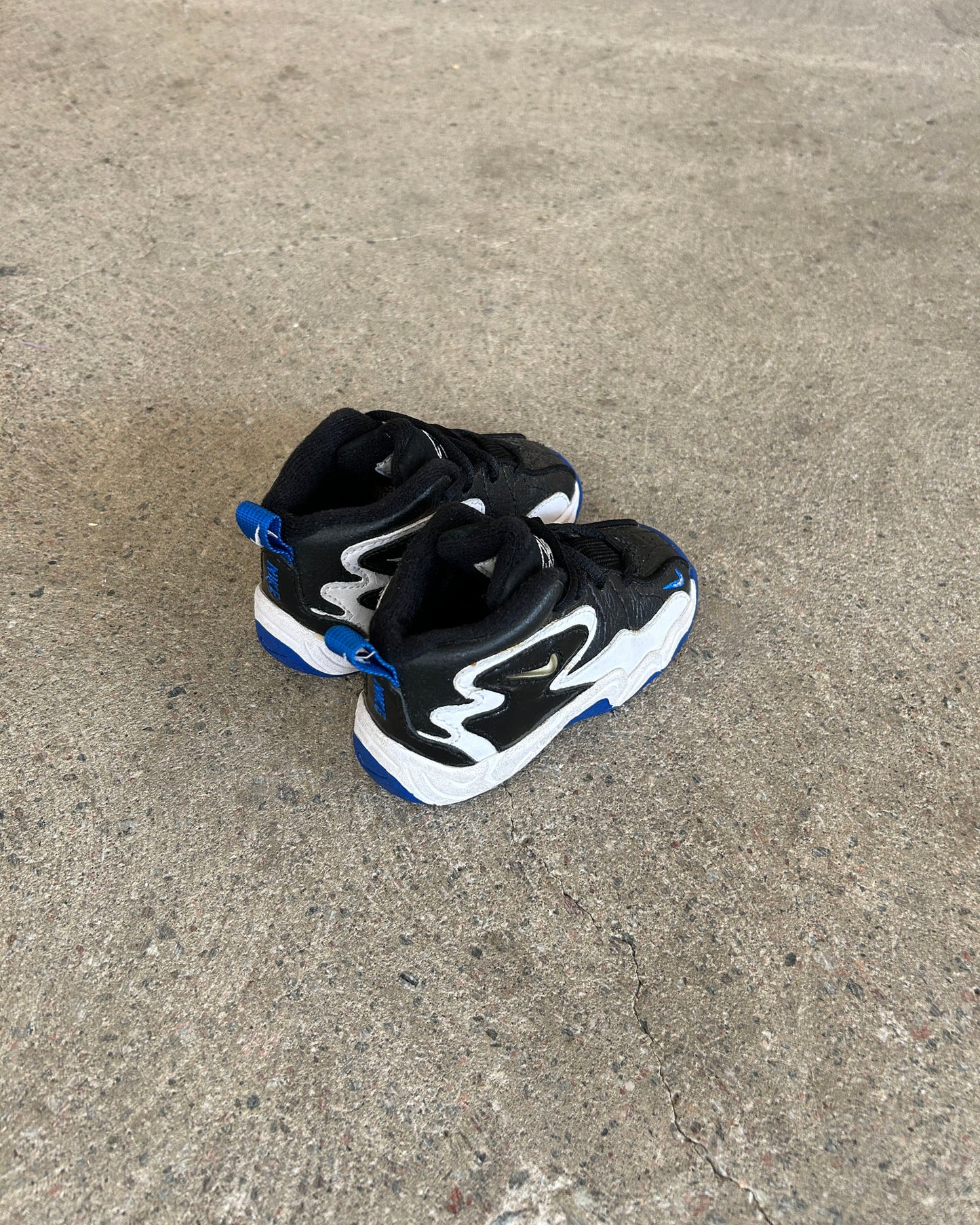 nike air winged flight '97