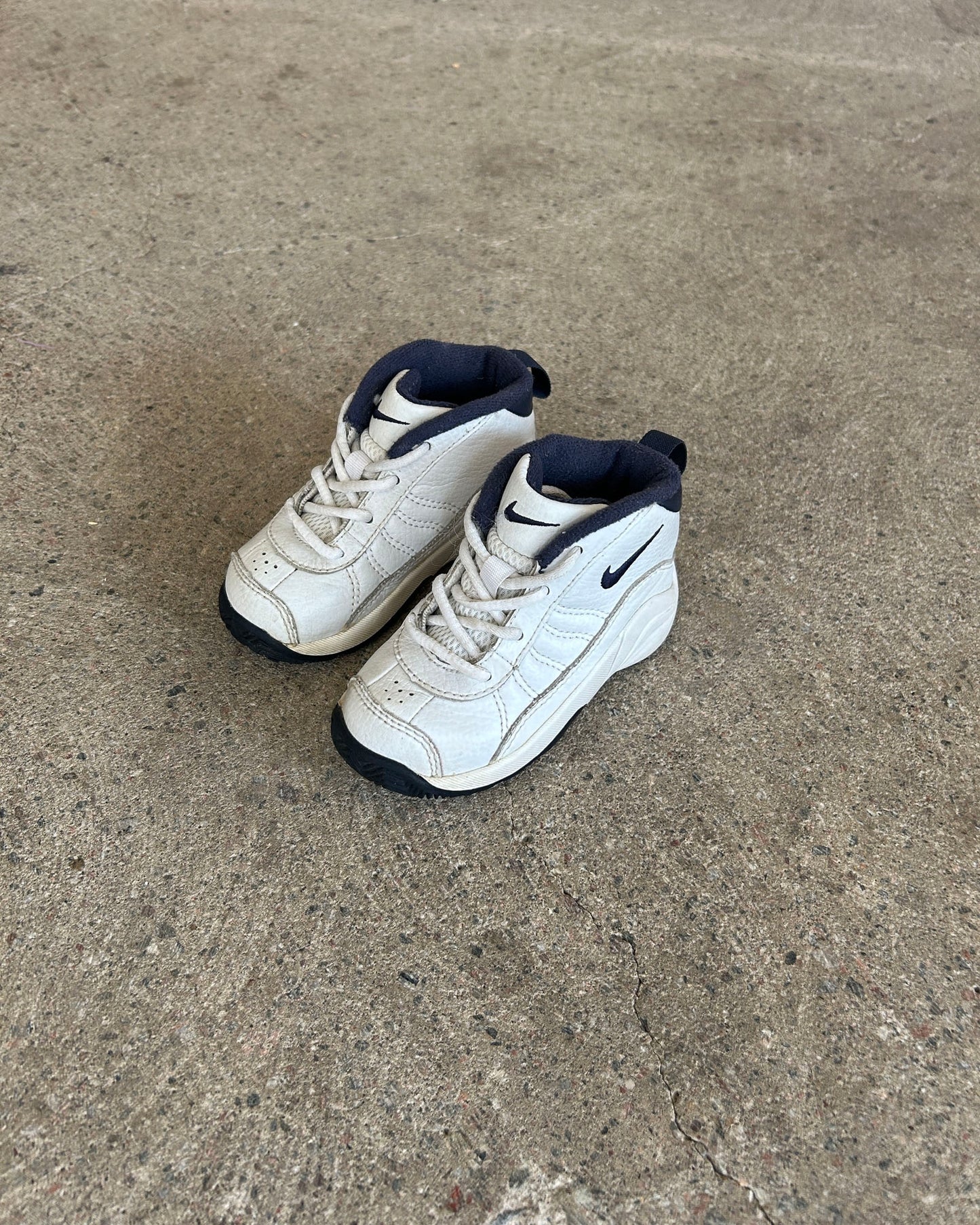 nike air flight sneakers