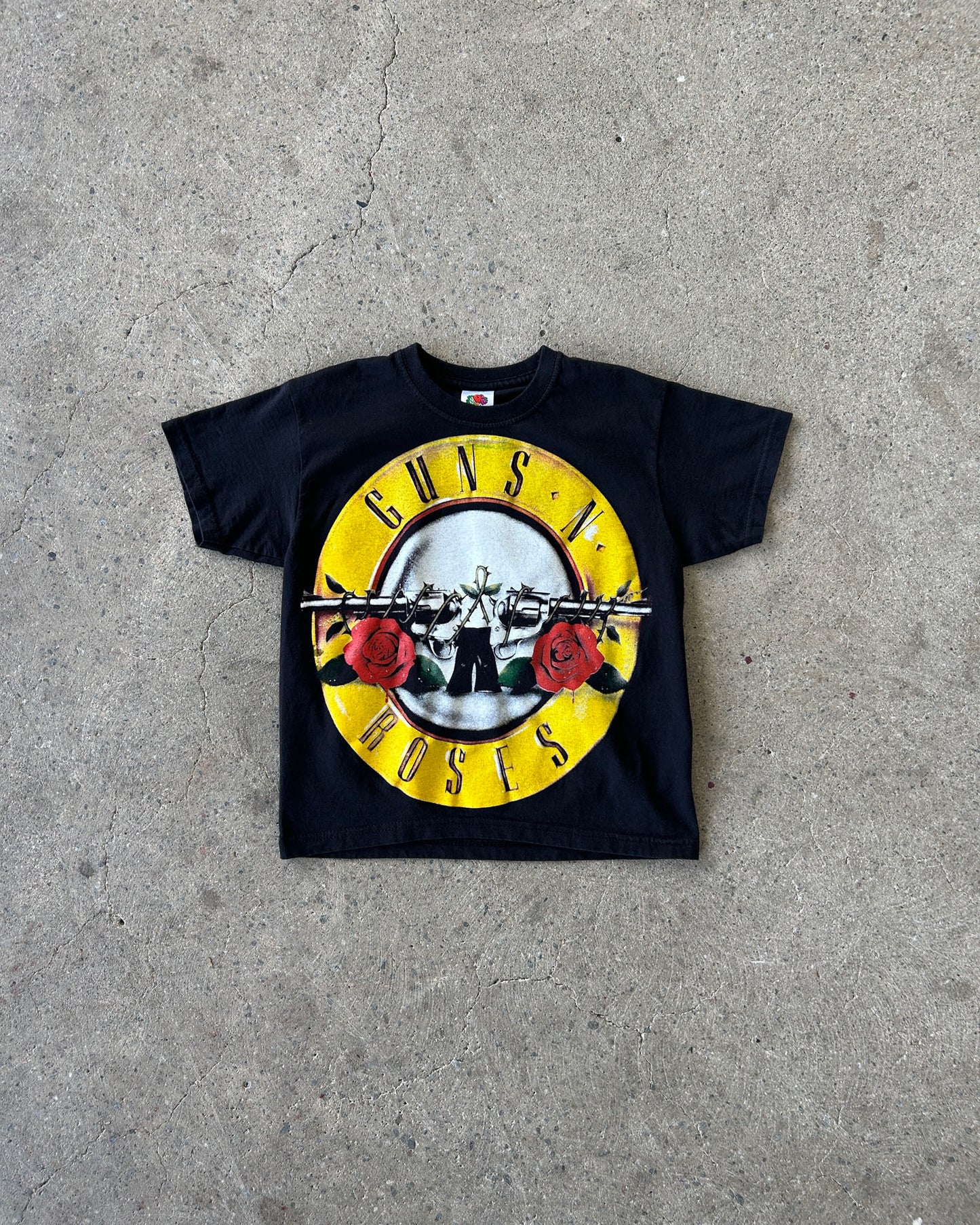 guns n' roses logo t-shirt