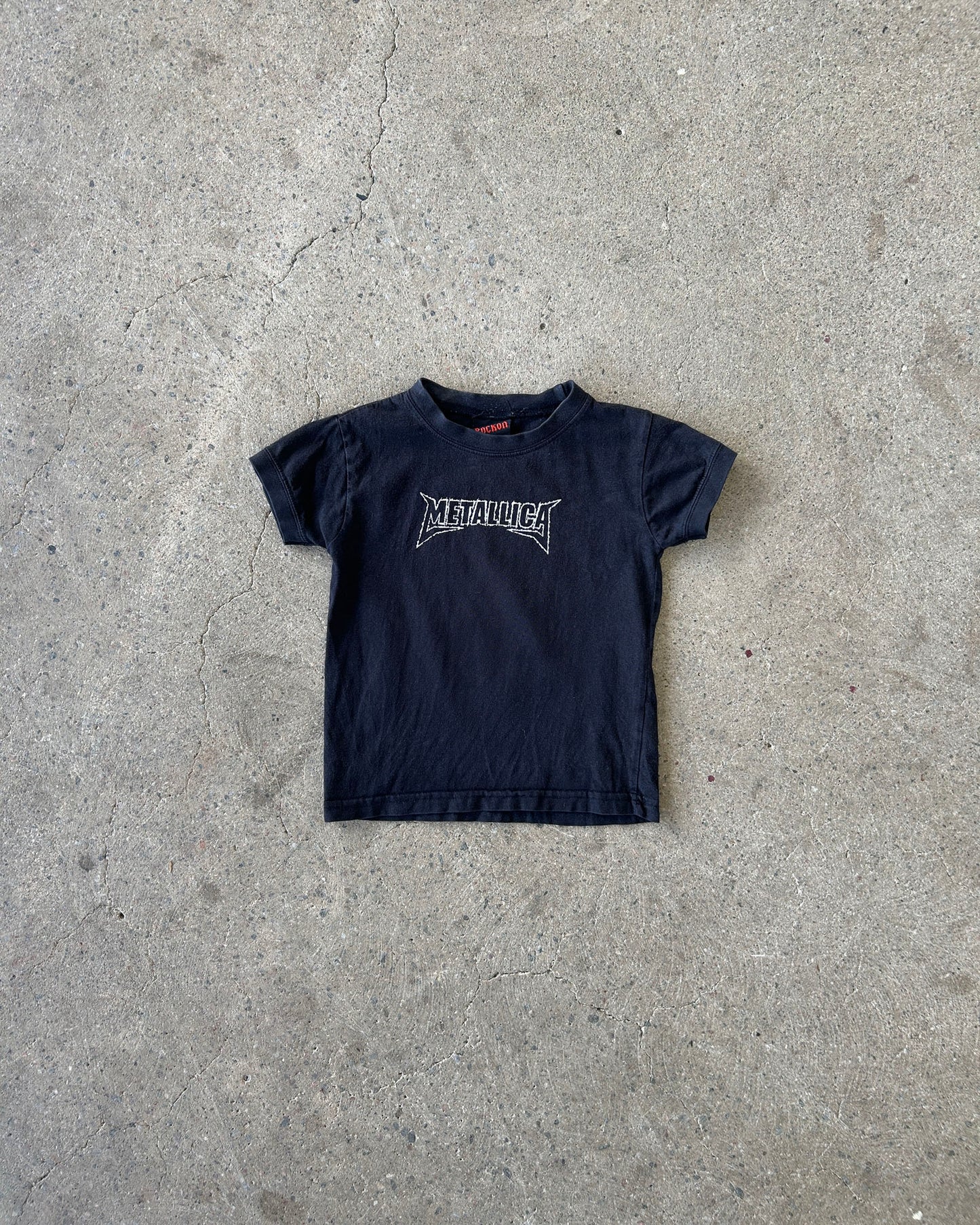 metallica logo t-shirt
